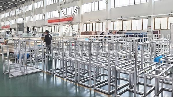量身定制鋁型材機架及各種設備機架---澳宏鋁業(yè)解你憂愁