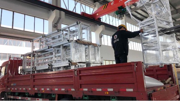 定制鋁型材完美發貨，精準滿足您的每一個需求！